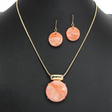 107580, ROUND CELLULOID ACETATE PENDANT NECKLACE