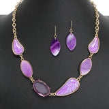 107550, LEAF CELLULOID ACETATE NECKLACE