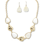 108378, GLITTER CELLULOID ACETATE ACCENT HAMMERED GEOMETRIC NECKLACE